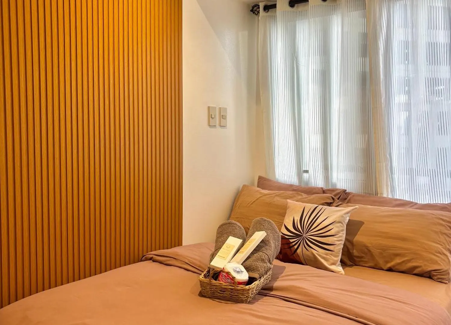 Aparthotel Elixirstaycation At Knightsbridge Residences Manila Philippines